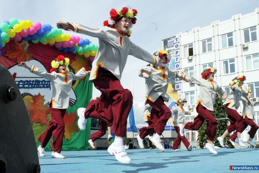   .   "  "            ""