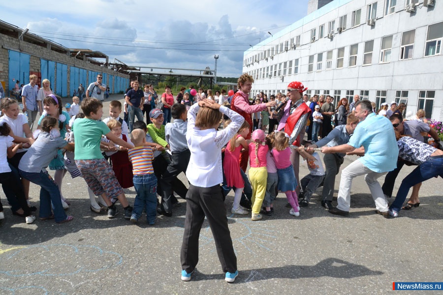   ""    .        ""         ,       