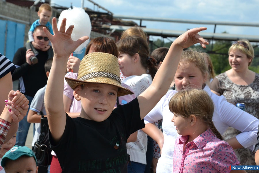   ""    .        ""         ,       