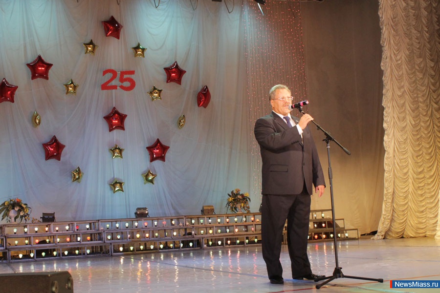 ����� ������ ���� � ������. ������������ � 25-������ �� ��� ����������� ��������� ������� ����� ��������� ���������� �������� ���������