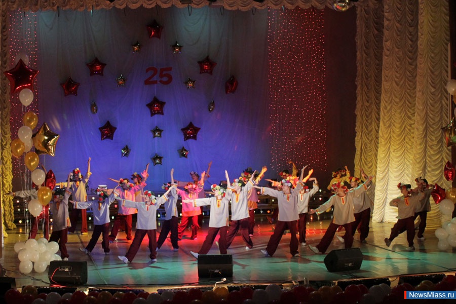 ����� ������ ���� � ������. ������������ � 25-������ �� ��� ����������� ��������� ������� ����� ��������� ���������� �������� ���������