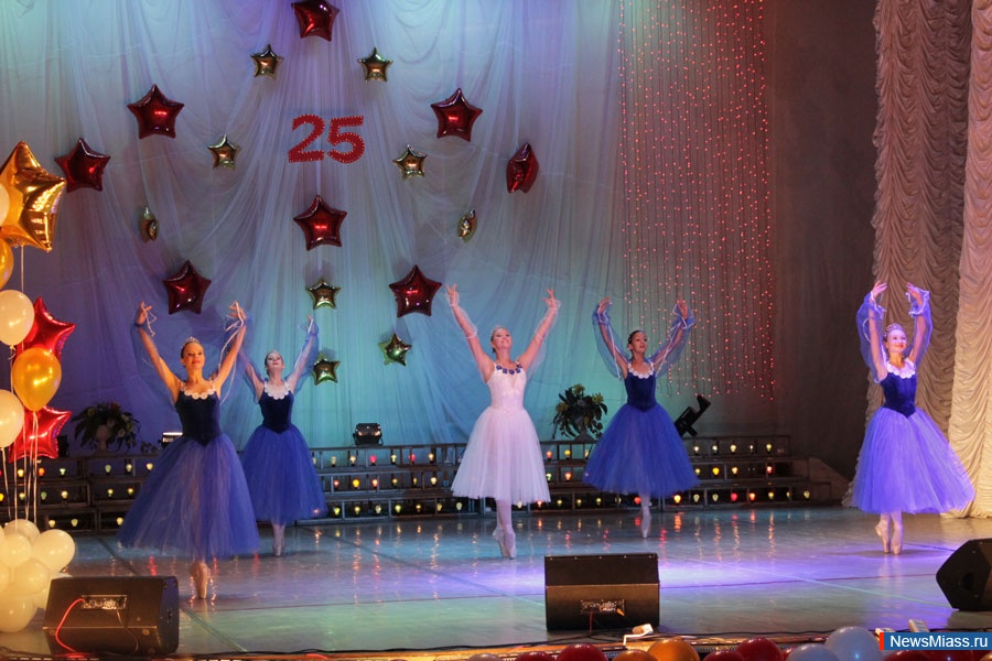 ����� ������ ���� � ������. ������������ � 25-������ �� ��� ����������� ��������� ������� ����� ��������� ���������� �������� ���������