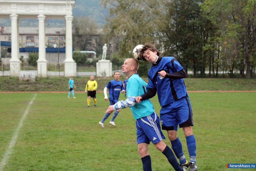    .         1:0      - "-"