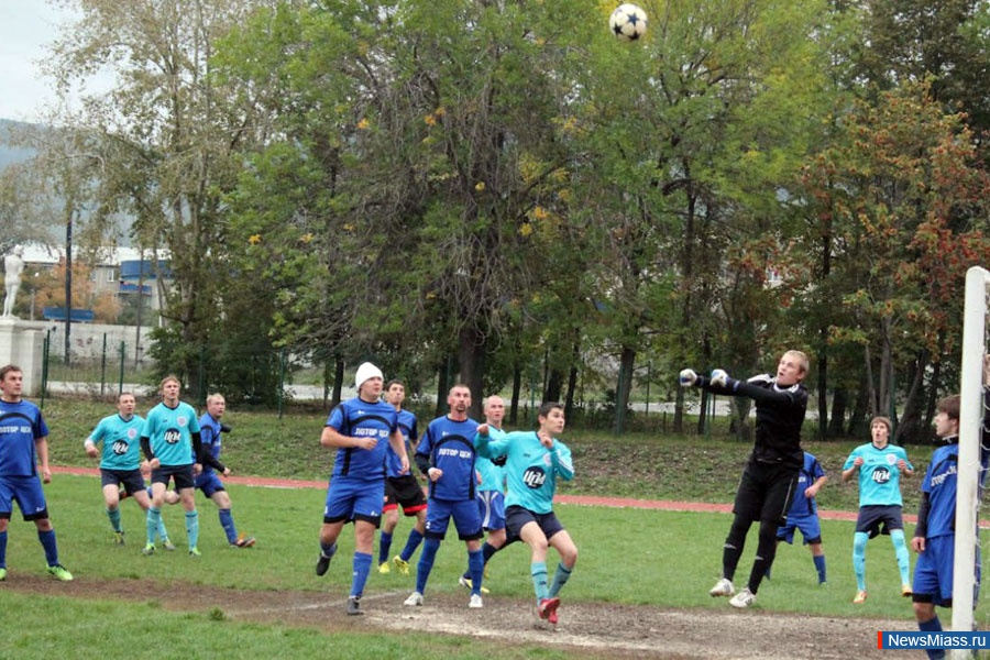    .         1:0      - "-"