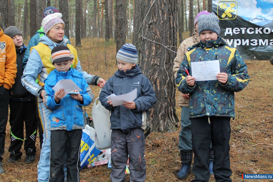 "  -  ".  -        "  -  "