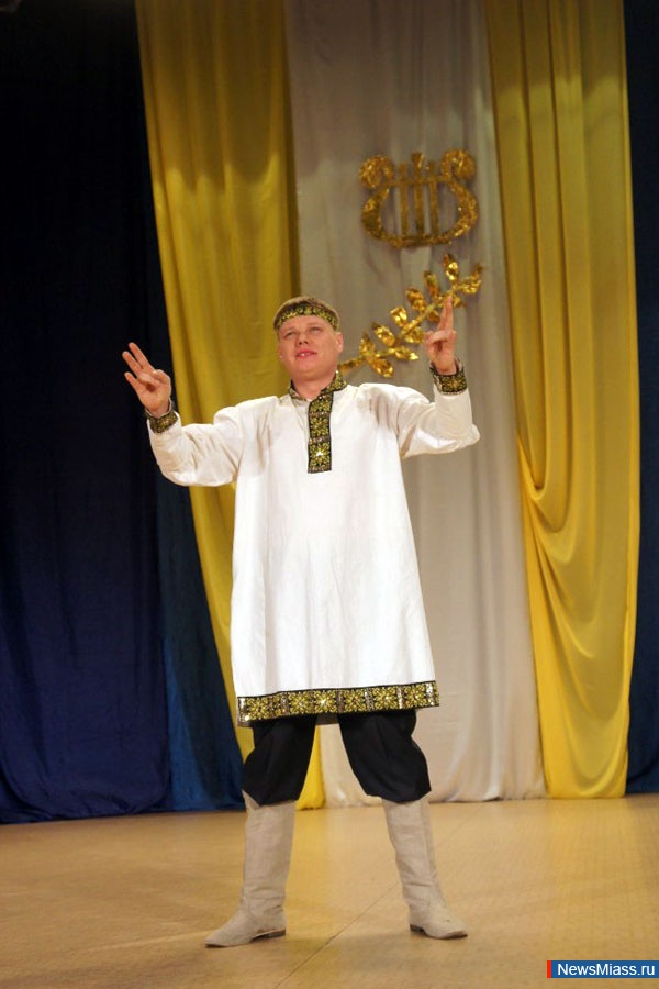 "  ,   ".     -   "  ,   "