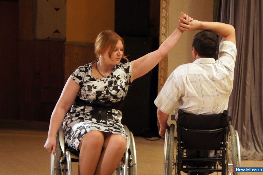 "  ,   ".     -   "  ,   "