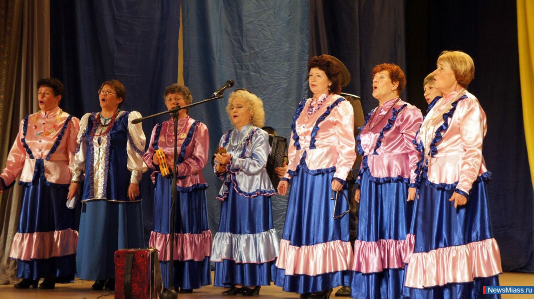 "  ,   ".     -   "  ,   "