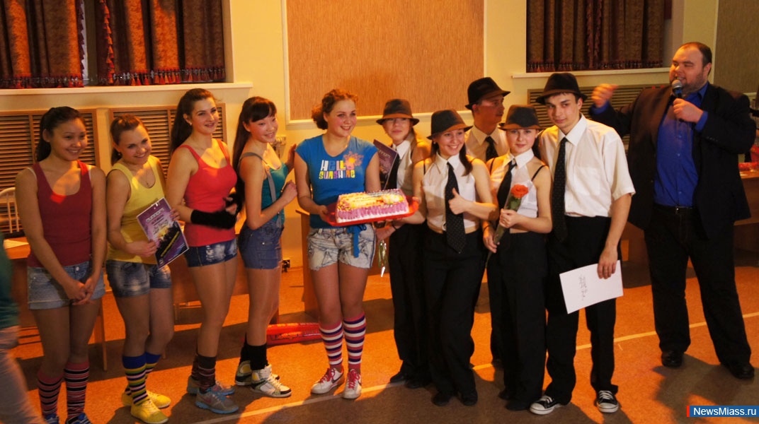 " ,    !.     ":  ,  !"    