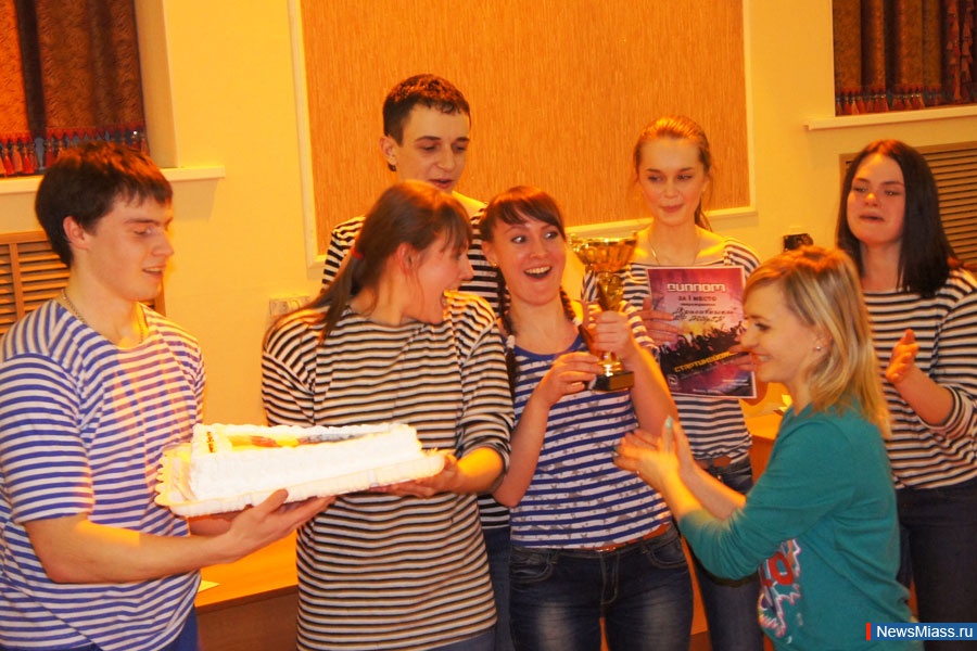 " ,    !.     ":  ,  !"    