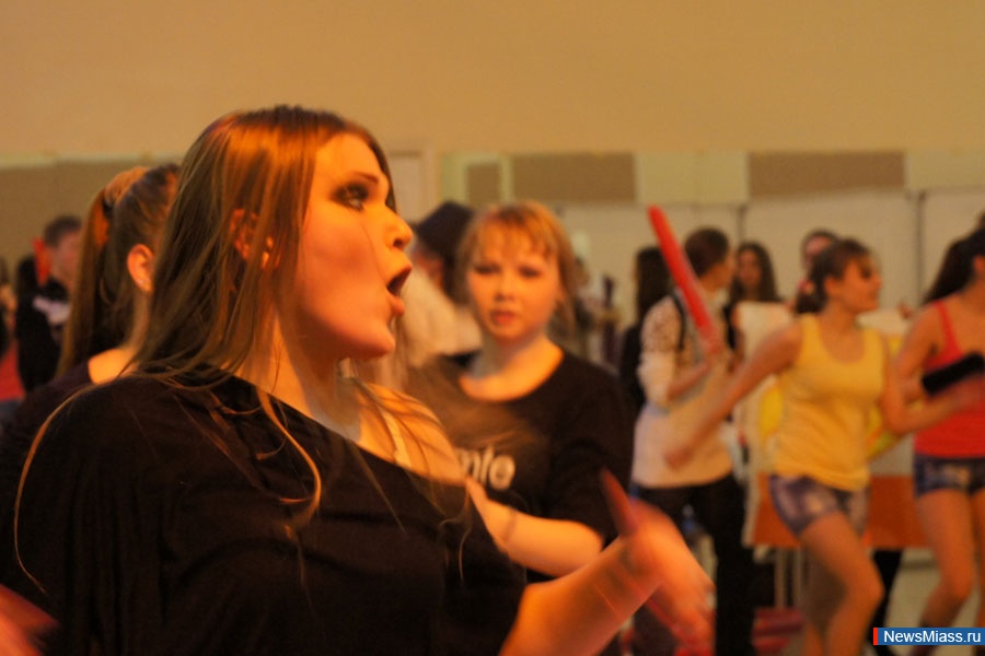 " ,    !.     ":  ,  !"    