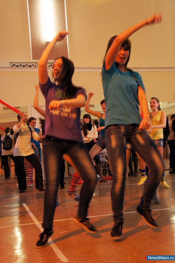 " ,    !.     ":  ,  !"    