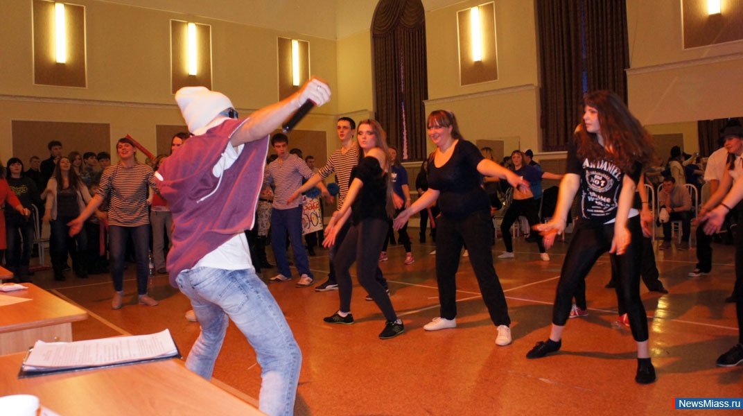 " ,    !.     ":  ,  !"    