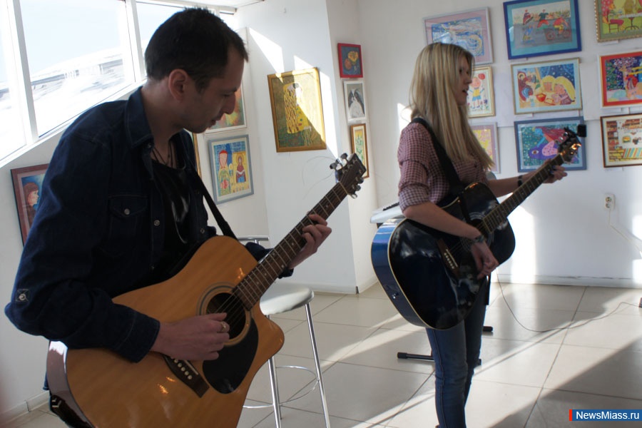 " "   . "Home oncert"   ""     " "