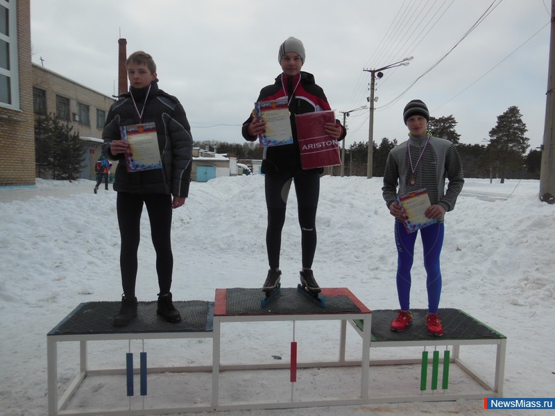   14 . 1   3000   ,  2 -  