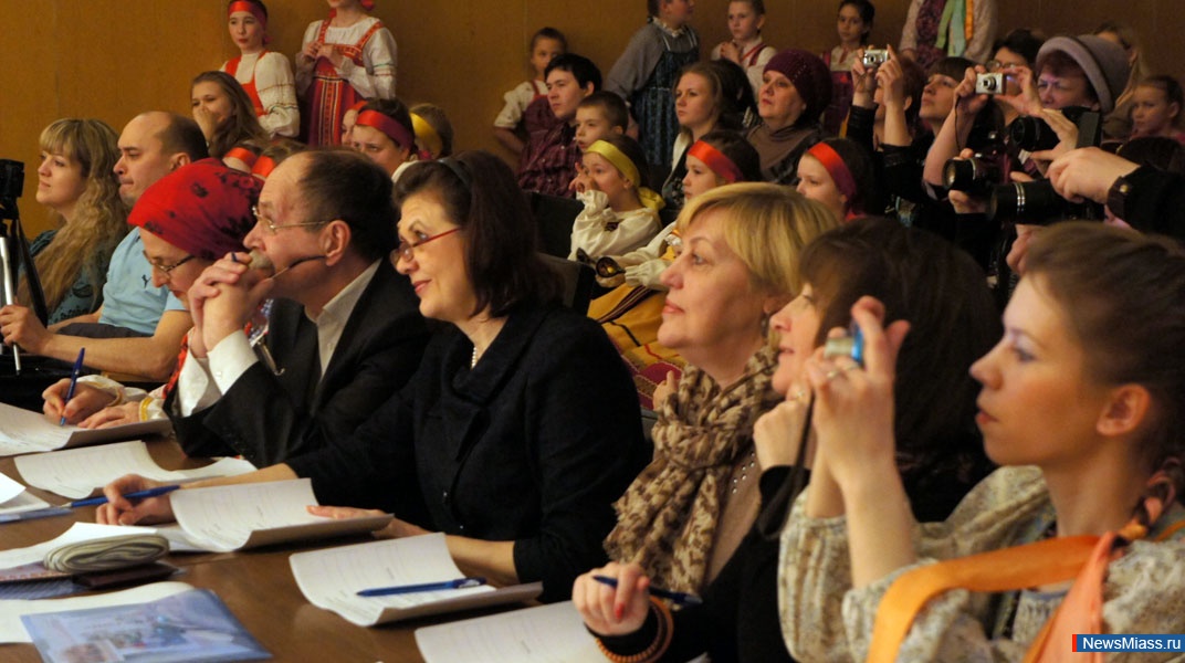 ""   .      V   -     ""