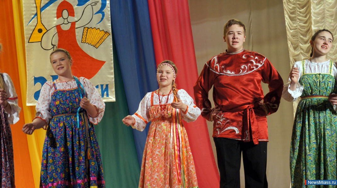 ""   .      V   -     ""