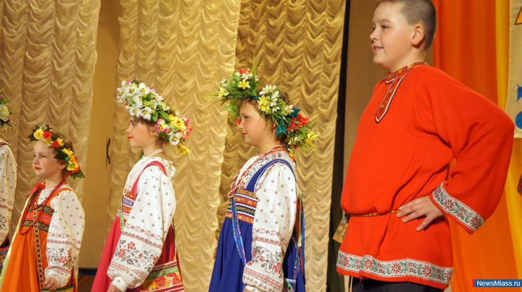 ""   .      V   -     ""