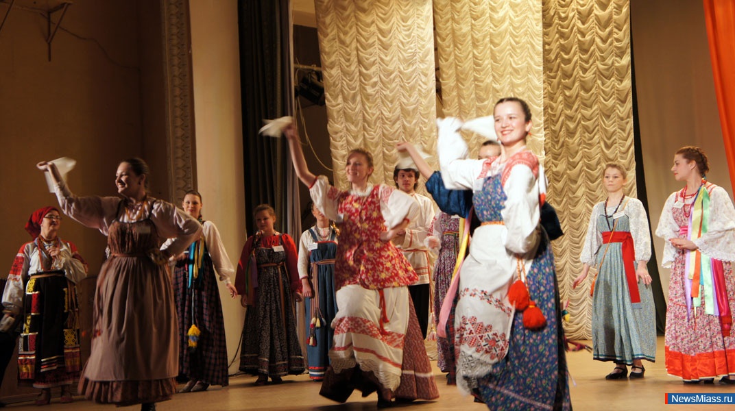 ""   .      V   -     ""