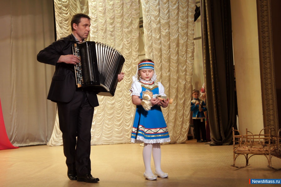 ""   .      V   -     ""