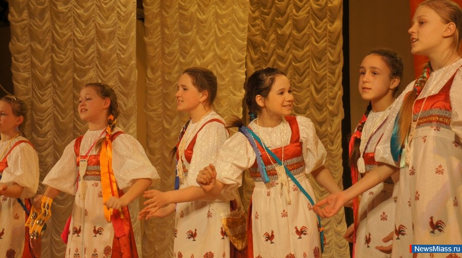 ""  .    2  V   -     ""