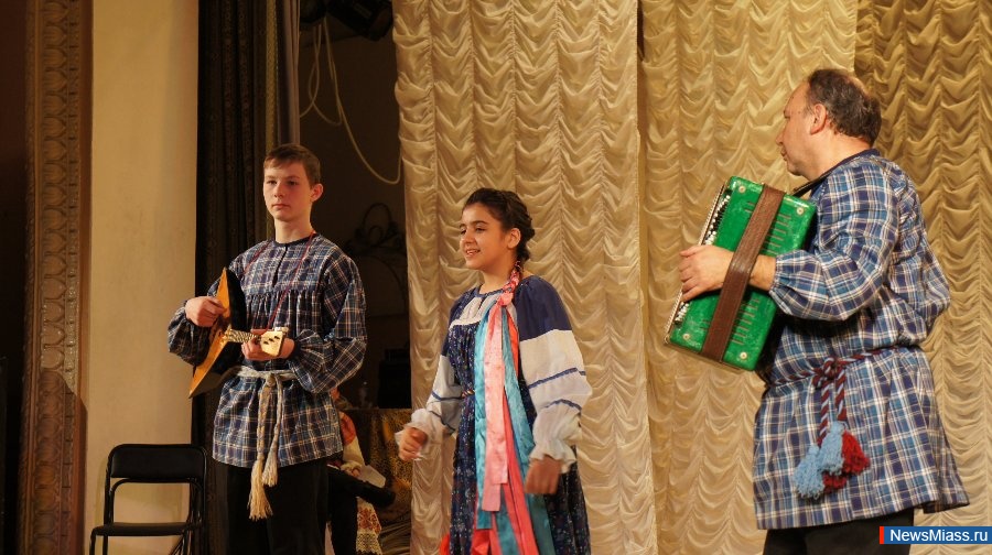 ""  .    2  V   -     ""