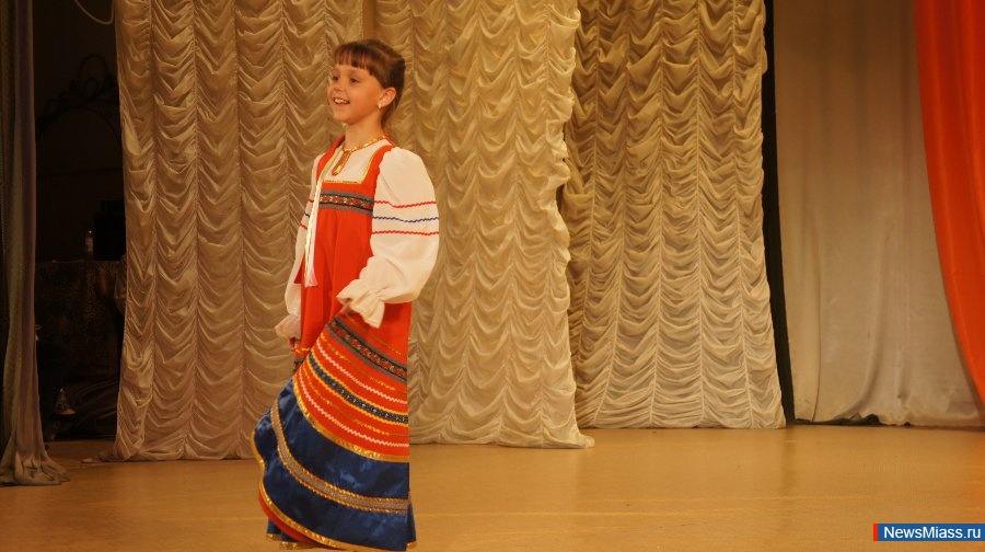 ""  .    2  V   -     ""