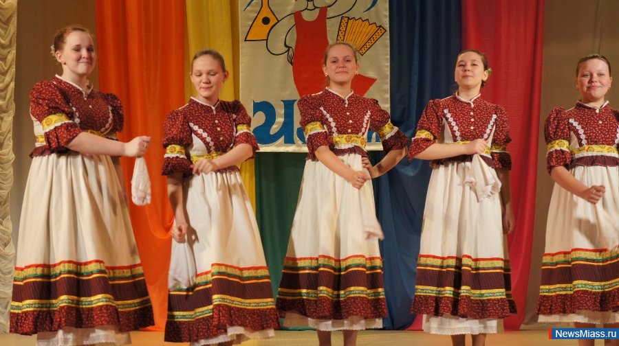 ""  .    2  V   -     ""