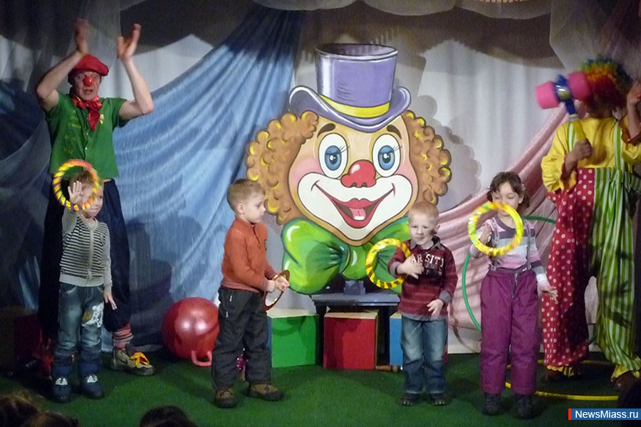     .          ""      1