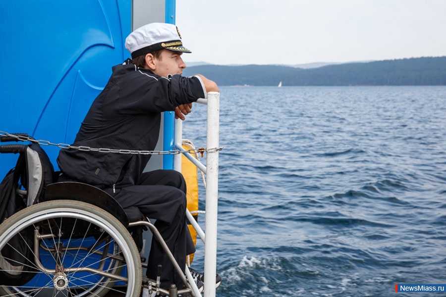 ",    !".  -       "  "