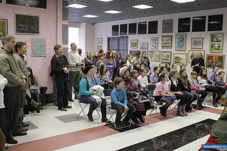   "".         4    - ""