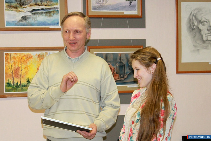   "".         4    - ""