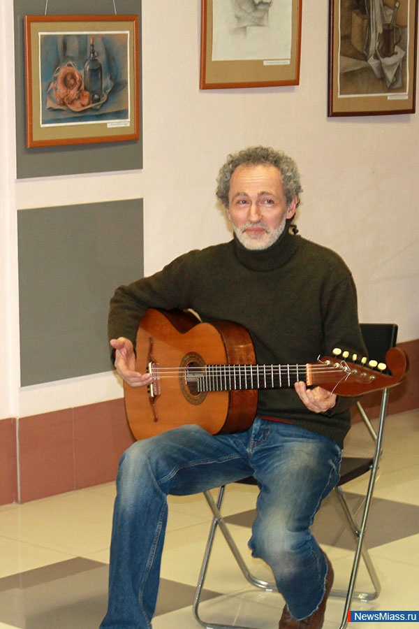   "".         4    - ""