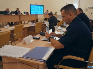 ������ ���������� �� 300 ���������