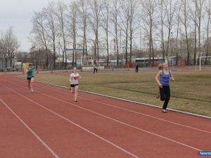 ����� ���