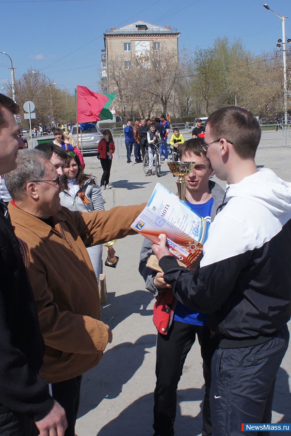 77-, .   ,  69-      ,    