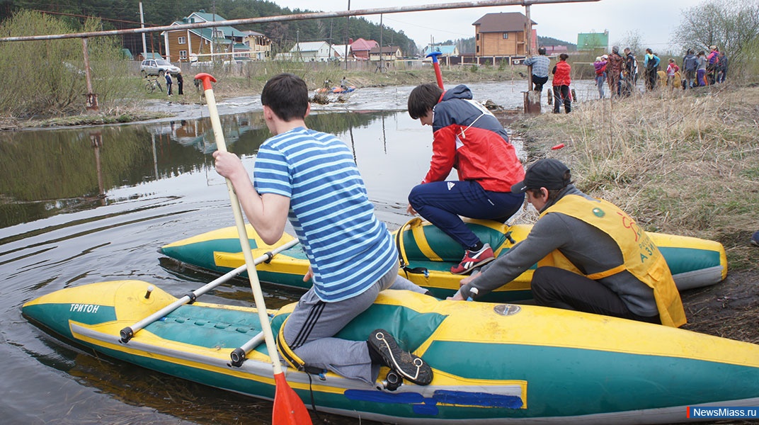    -  !.            ,   ,    