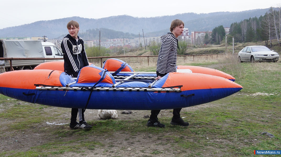    -  !.            ,   ,    