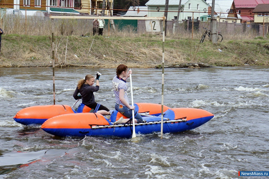    -  !.            ,   ,    