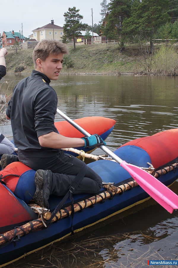    -  !.            ,   ,    