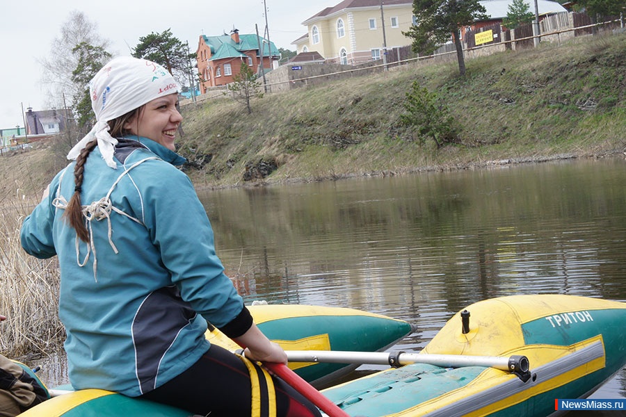    -  !.            ,   ,    