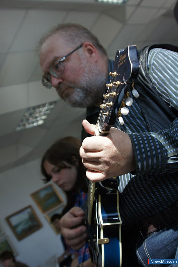  ,  ,    . ""         " "