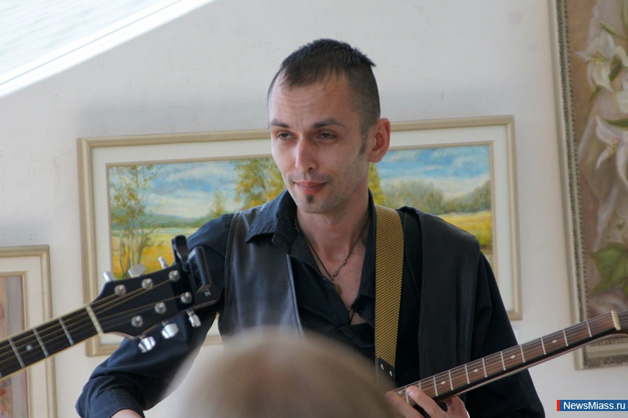  ,  ,    . ""         " "