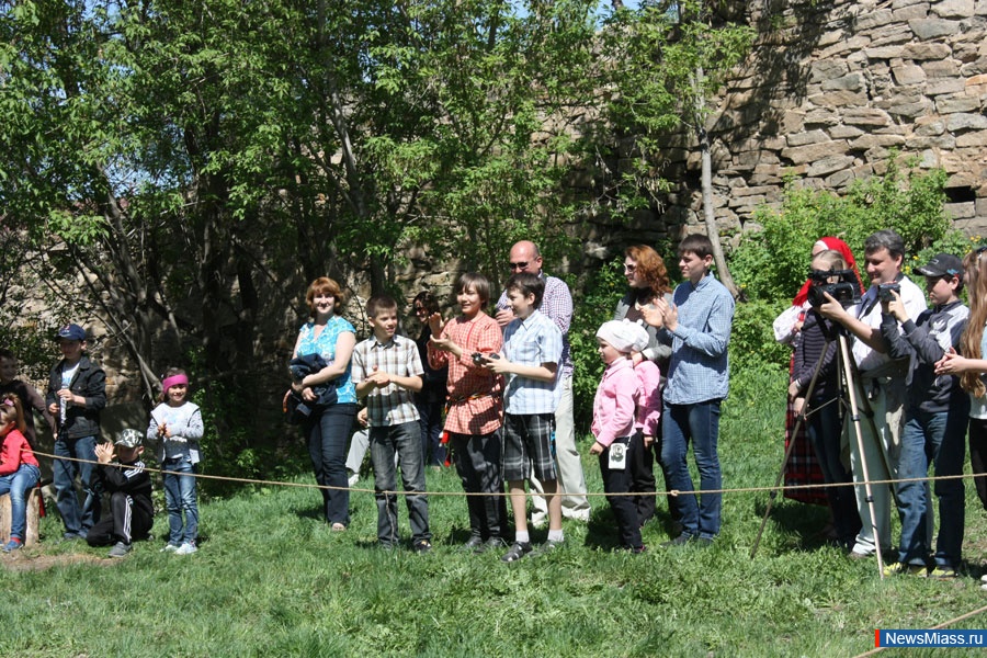    . , ,           "  "