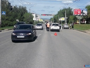 ����� �������� ������ � ������� �������