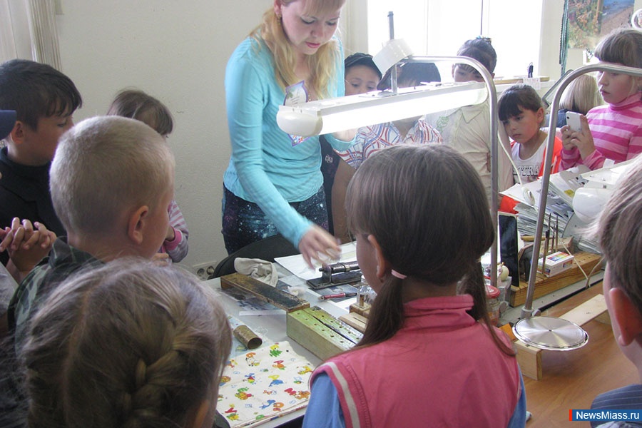     .  -         ""     8