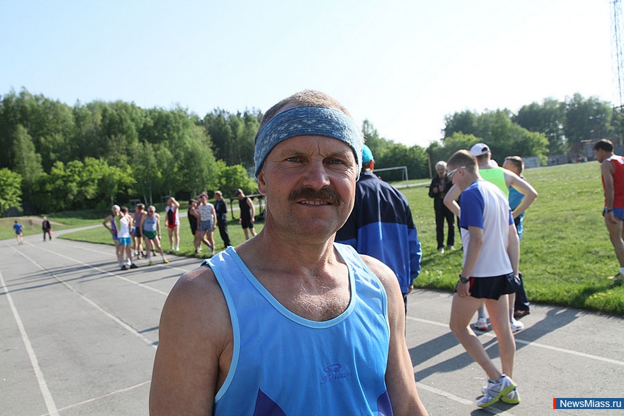   60 .         19-     ""