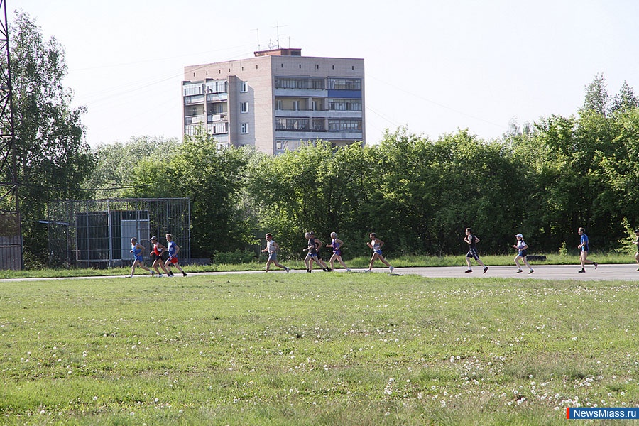   60 .         19-     ""