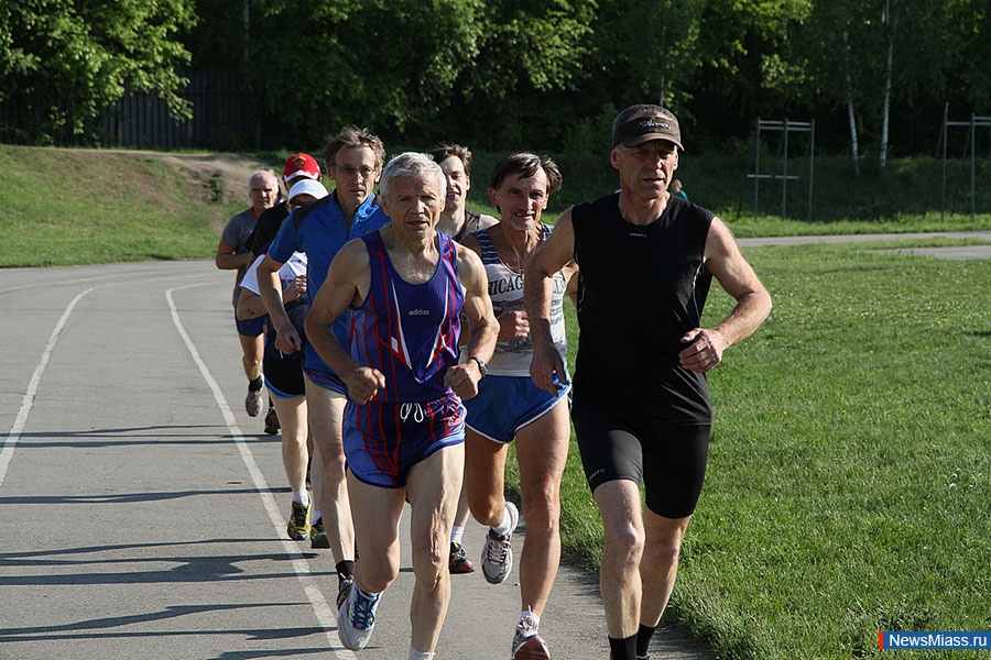   60 .         19-     ""