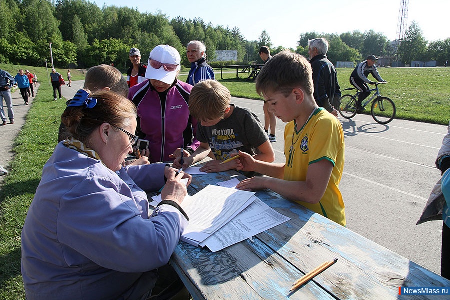   60 .         19-     ""